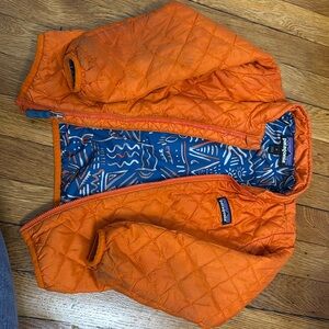 Patagonia size 4T toddler boy fall quilted jacket. Fair condition
